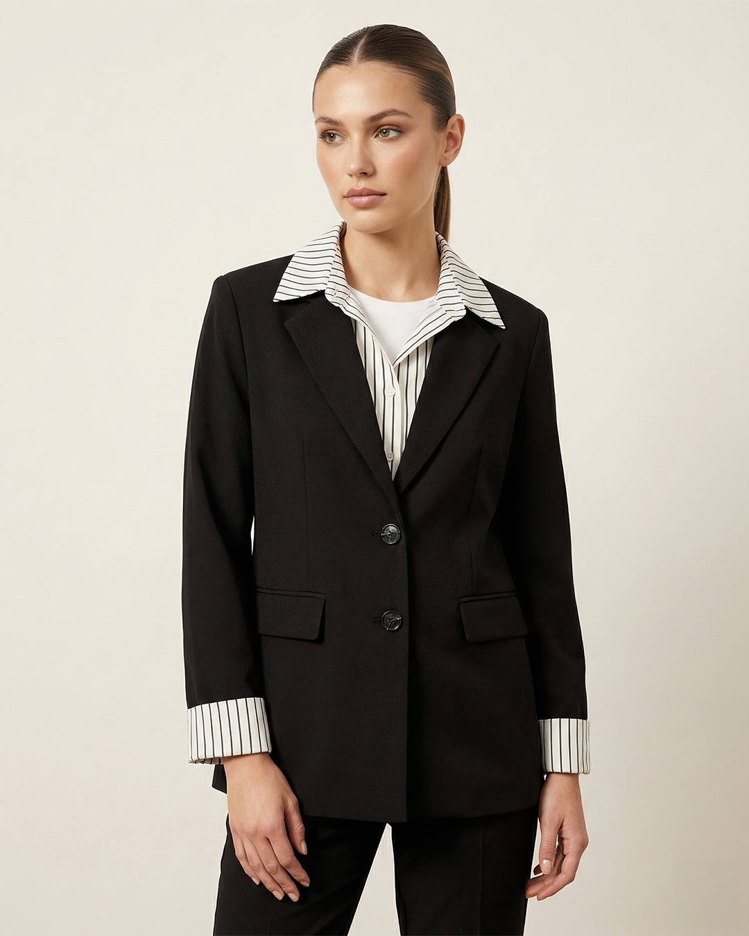 Xhaketë elegante klasike