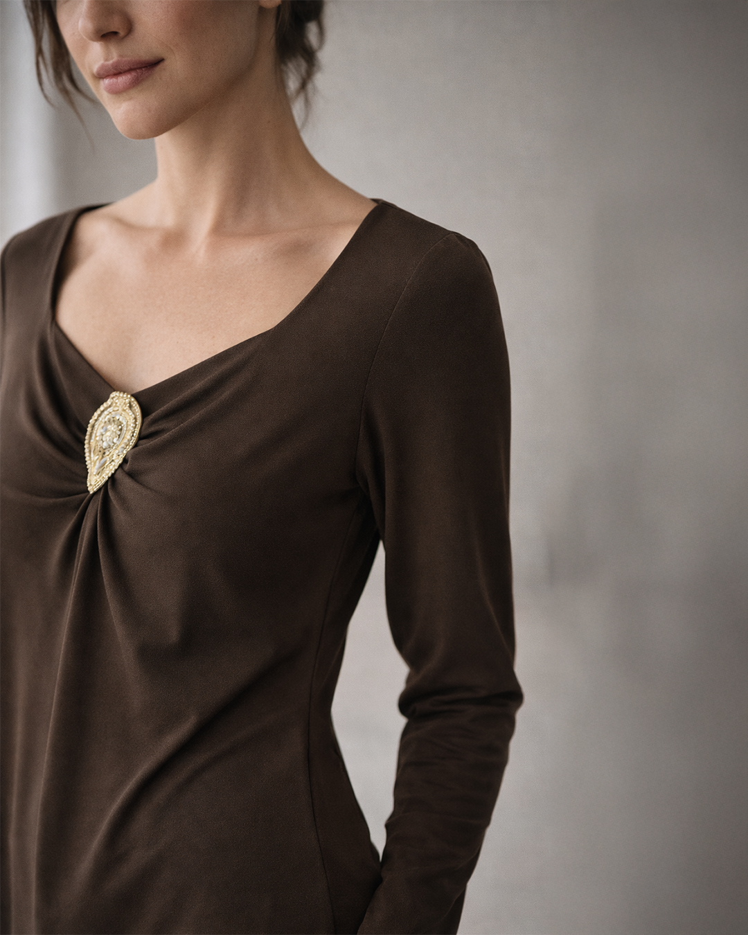 Fustani "Goddess Drape" Kafe