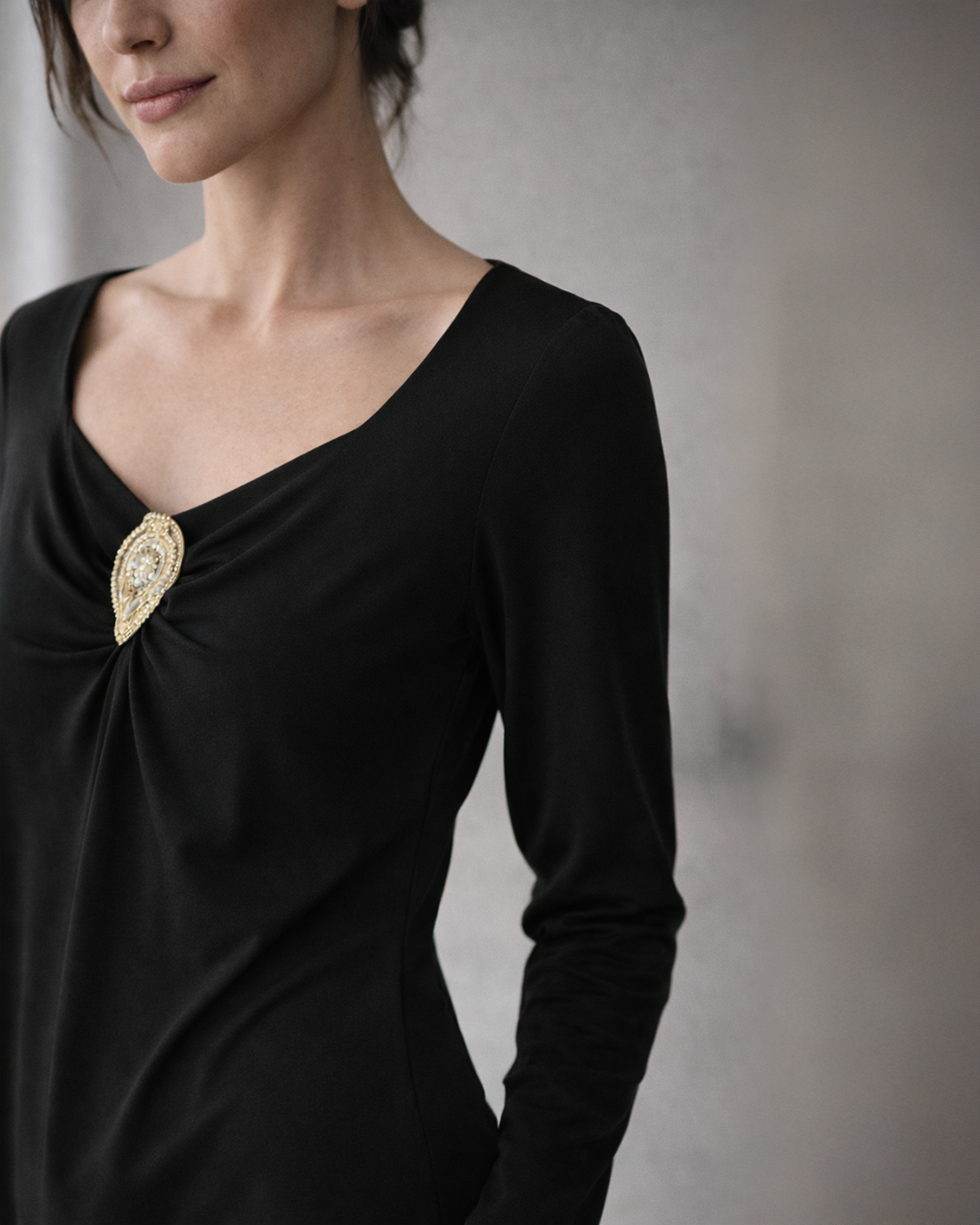 Fustani "Goddess Drape" E Zezë