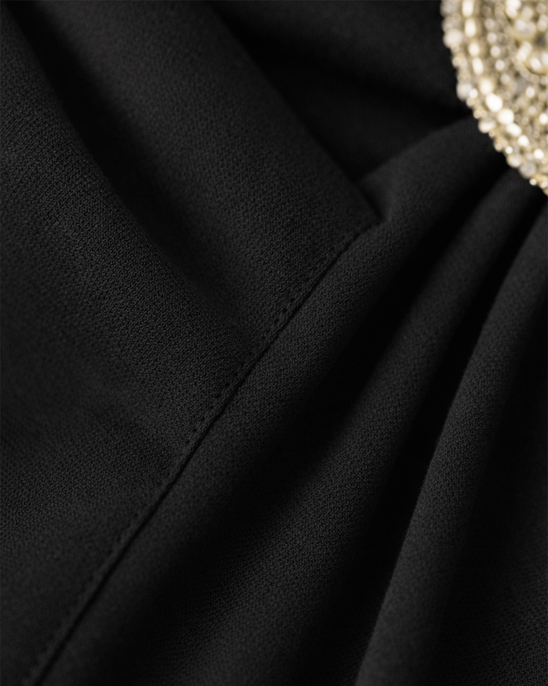 Fustani "Goddess Drape" E Zezë